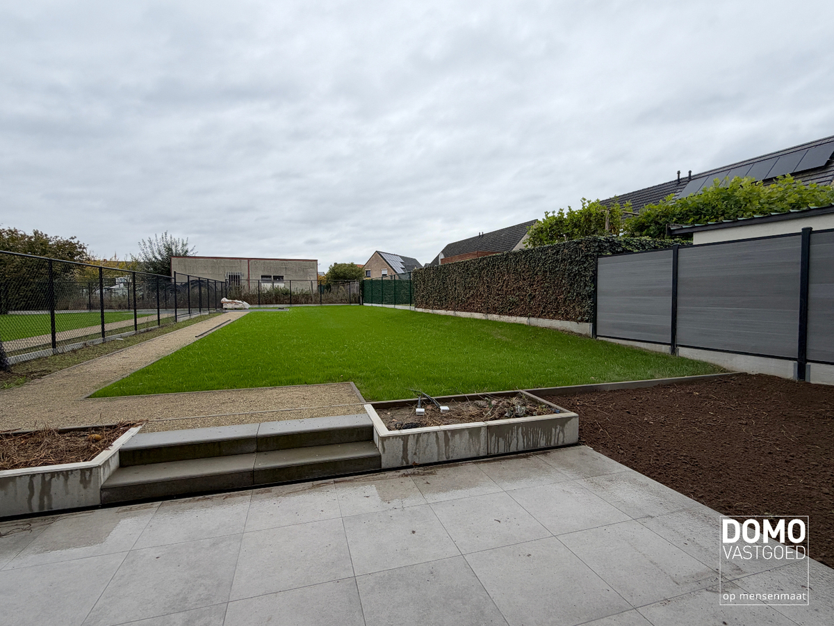 EXCLUSIEVE ENERGIEARME NIEUWBOUWWONINGEN MET 4 SLAAPKAMERS, TUIN &amp; CARPORT IN HARTJE KERMT (HASSELT) 