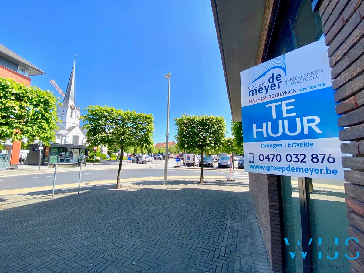 Energiezuinig GELIJKVLOERS app met garage te SLEIDINGE ! 