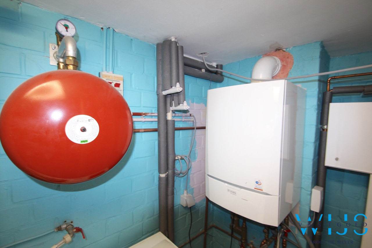 Instapklare Bel-étage in het centrum van Ertvelde! 