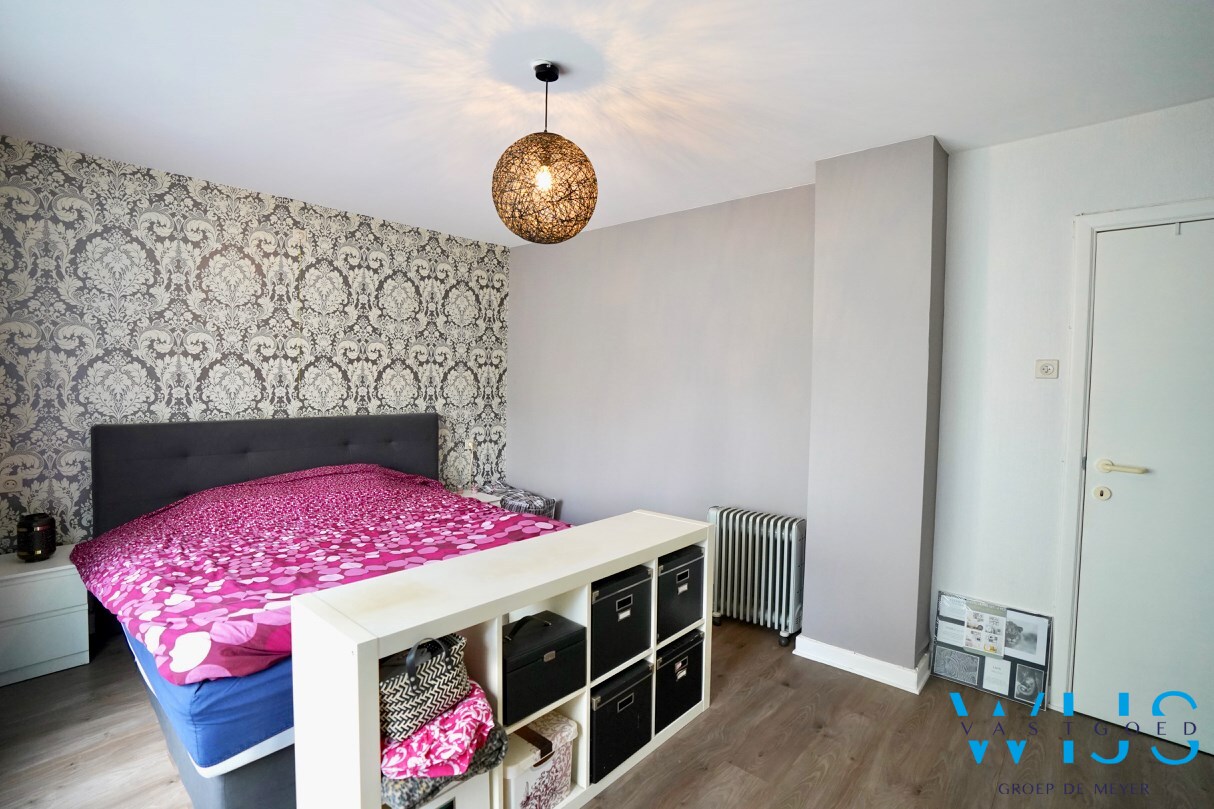 Toffe gezinswoning met garage in het CENTRUM VAN ERTVELDE ! 