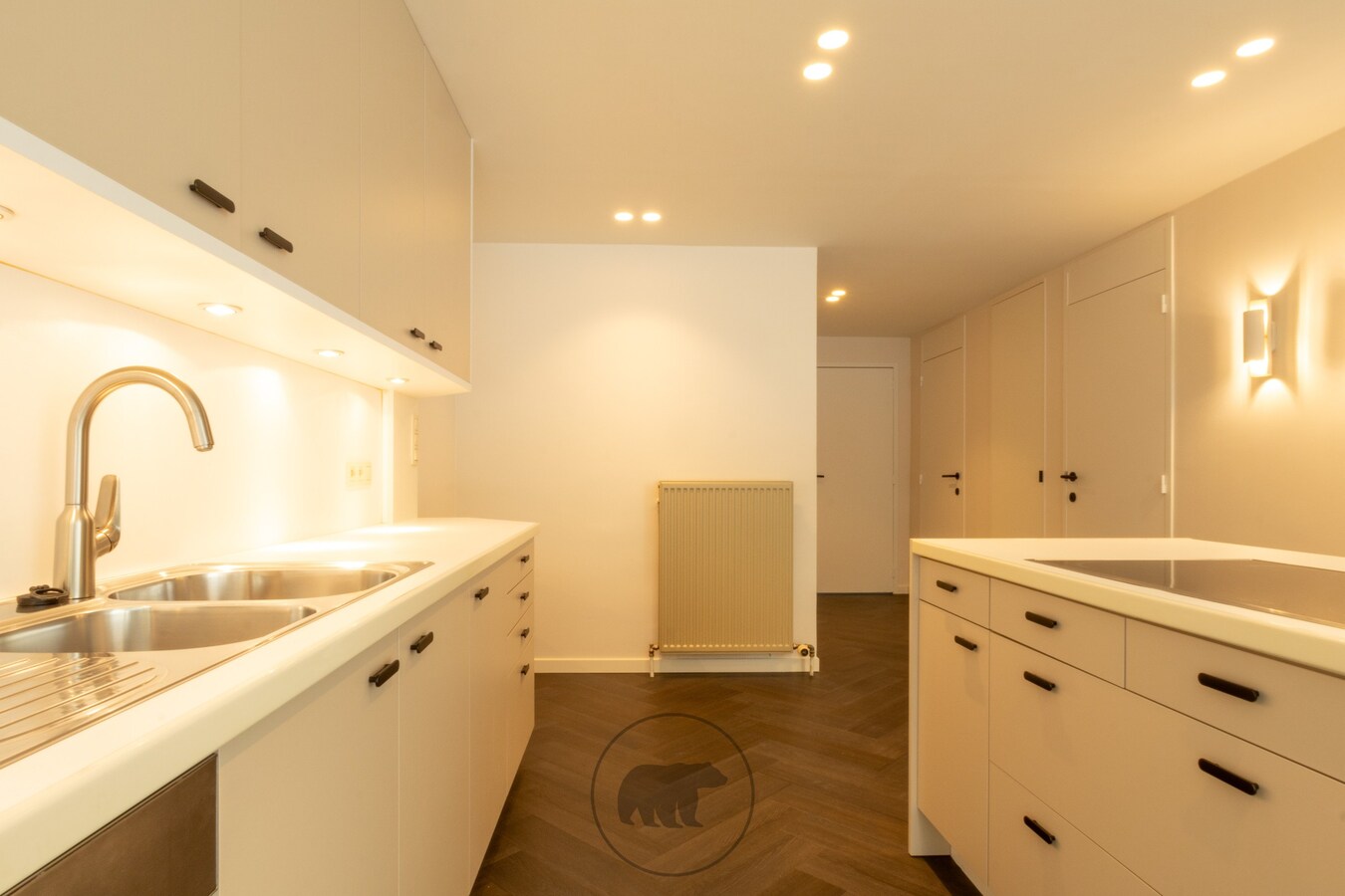 Gerenoveerd appartement aan het Groenevalleipark met ruim terras 