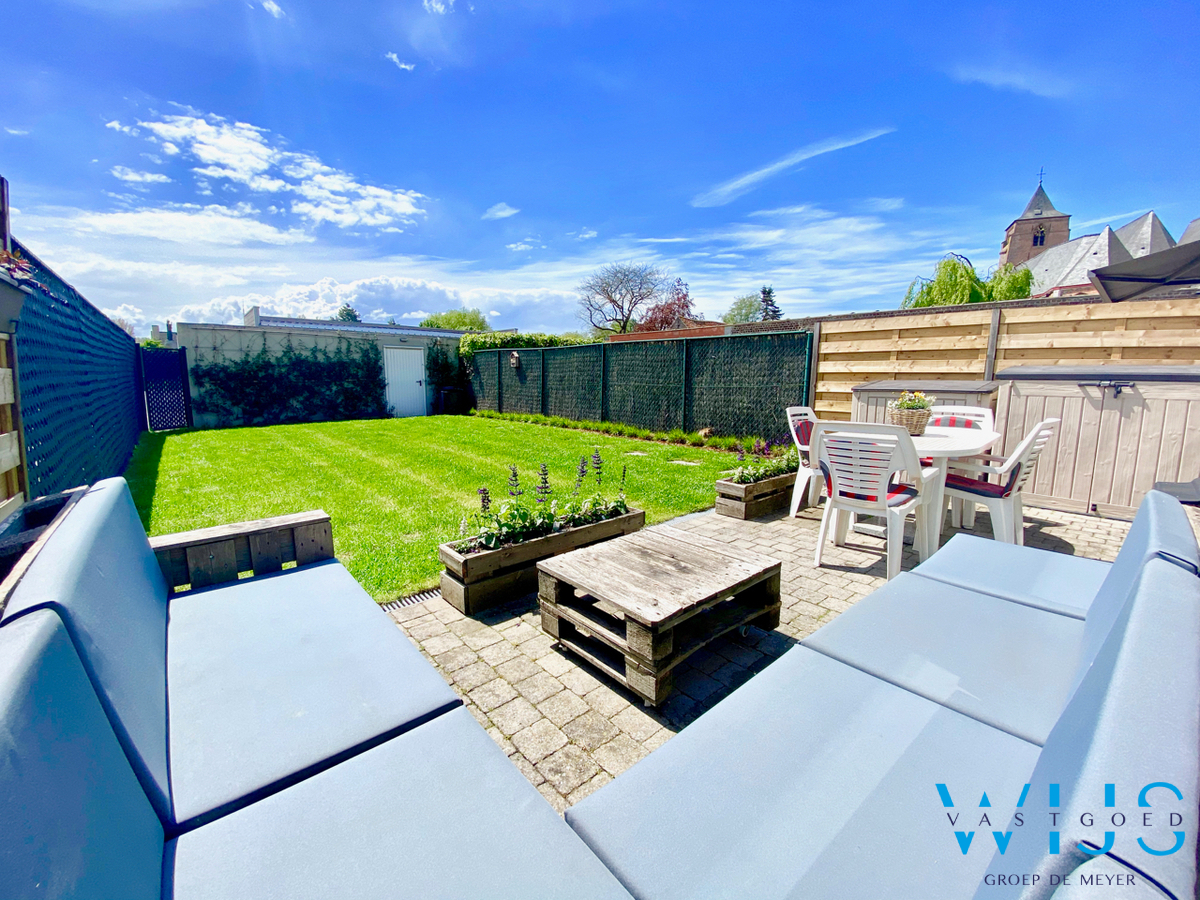 Gelijkvloers appartement met zonnige tuin &amp; dubbele garage te Sint-Laureins ! 