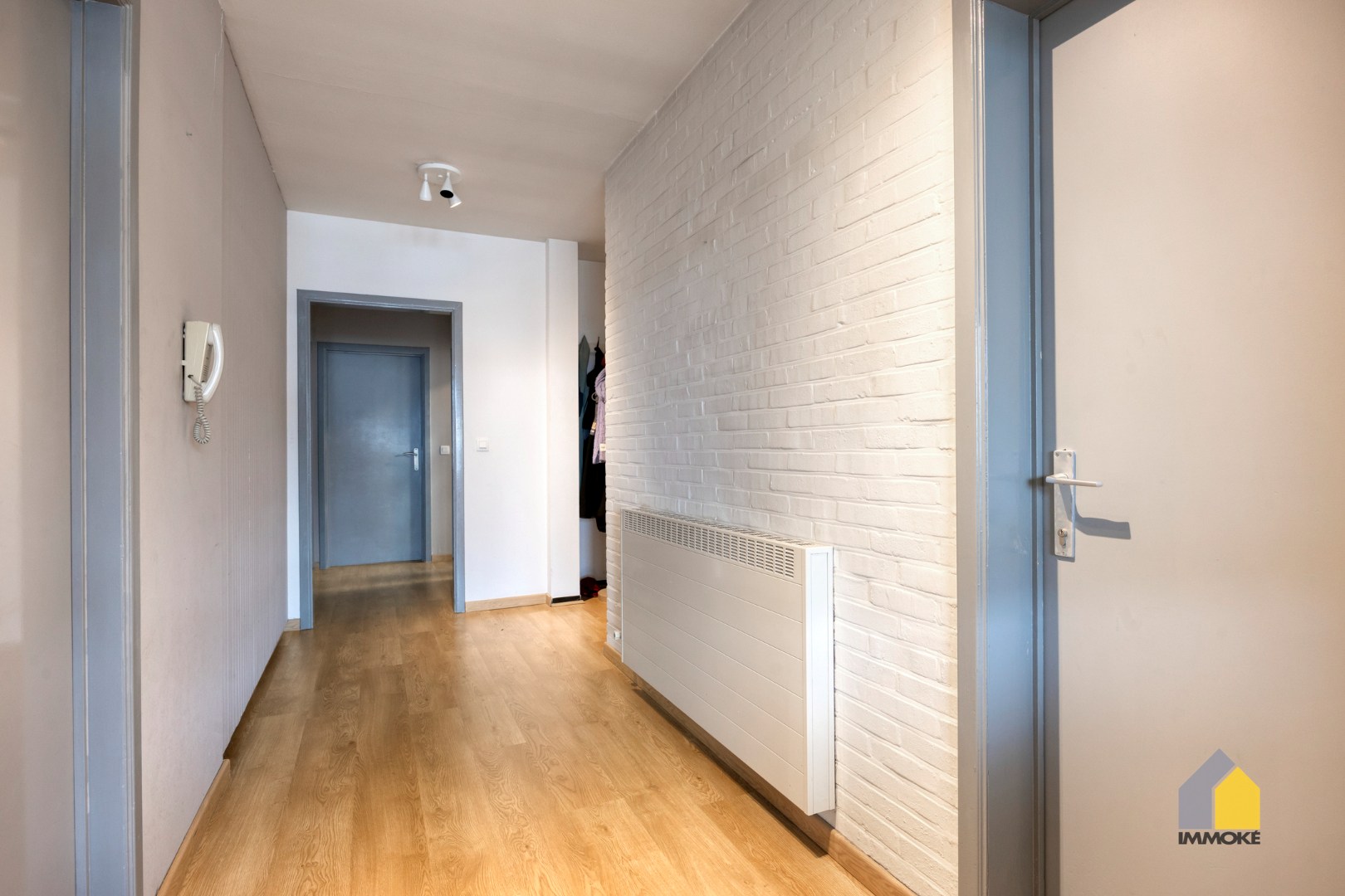 Appartement (161 m²) met ruime woonkamer en 3 slaapkamers. 