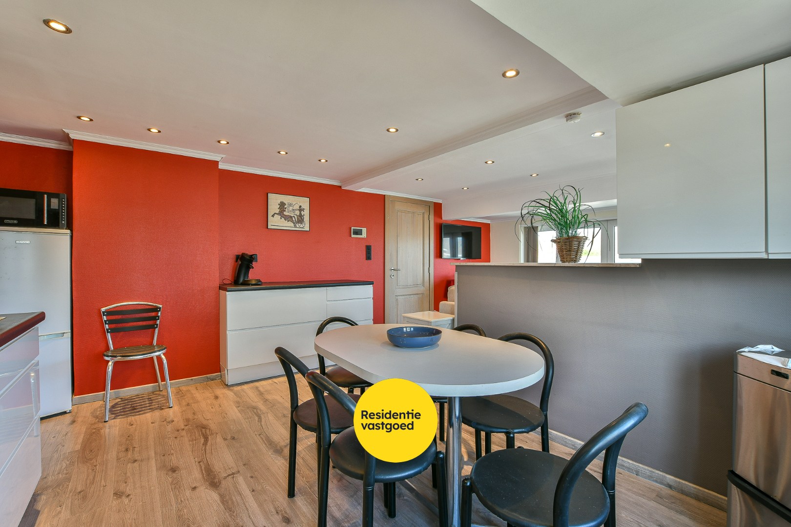 Ruime woning op toplocatie - vlakbij centrum, strand &amp; zee! 