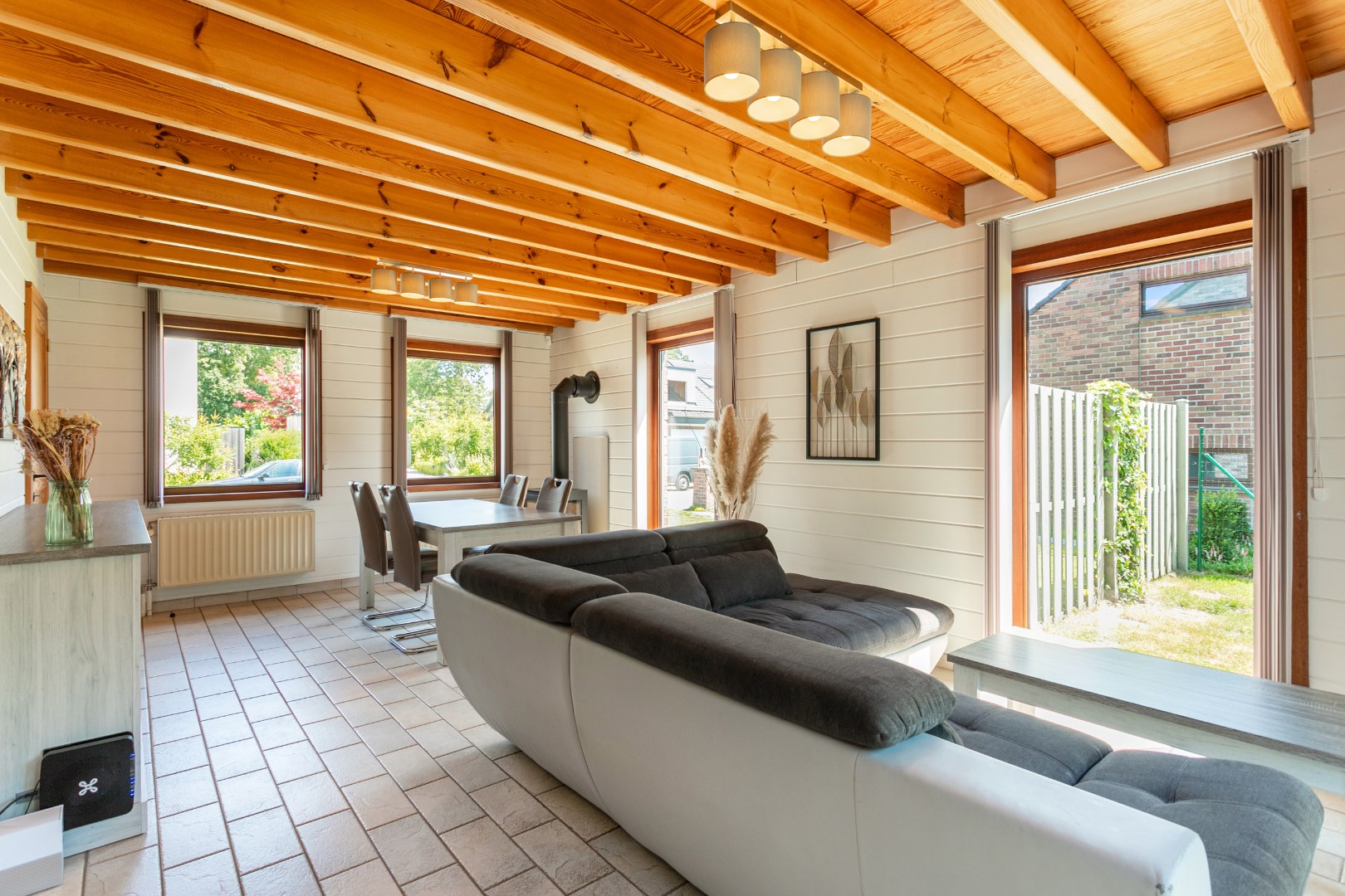 Verzorgde 4-gevelwoning met 2 slpk en garage te Halle op 6a74ca 