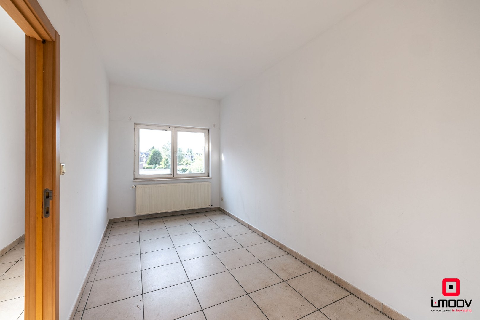 Lichtrijk en instapklaar wonen op de eerste verdieping nabij Gent 