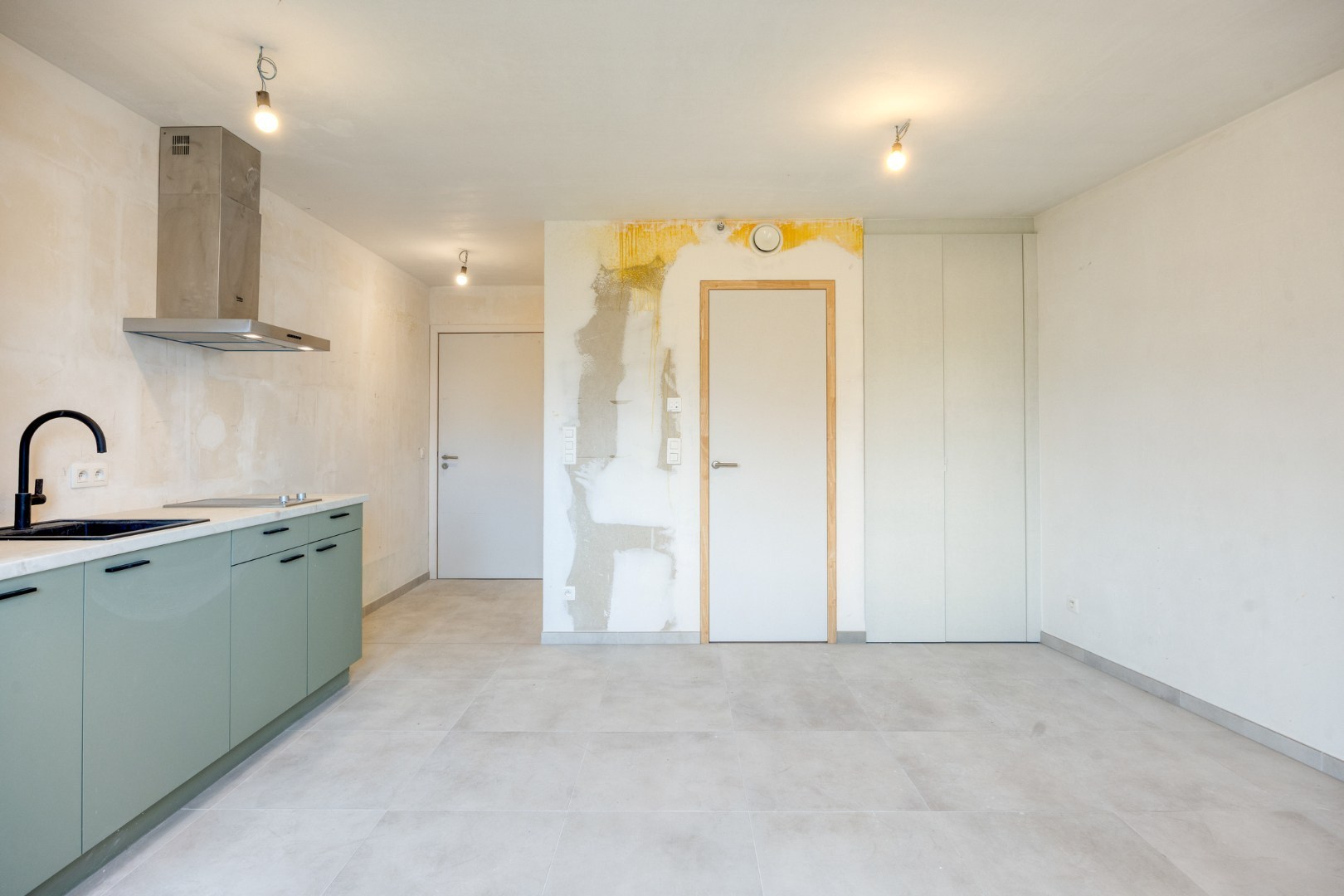 Nieuwbouw studio met 15,1m2 terras in hartje Leuven met kelderberging en parkeermogelijkheden! 6% BTW mogelijk! 