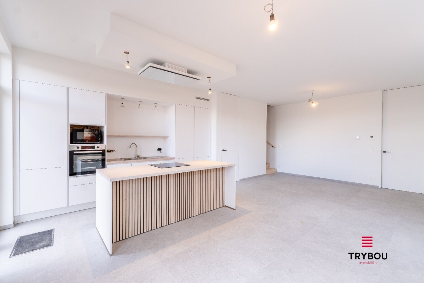 2 hoogwaardig afgewerkte nieuwbouwwoningen met garage 