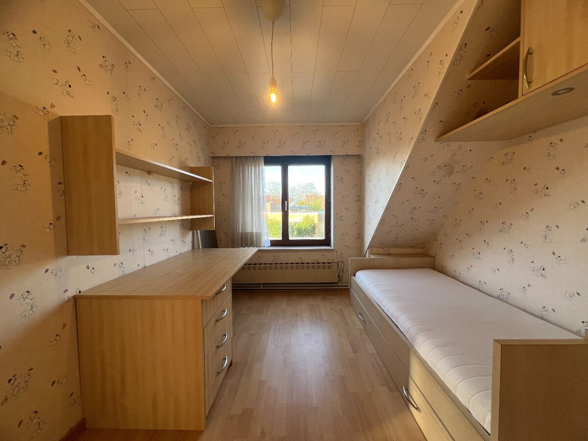 Op te knappen HOB met landelijk zicht 