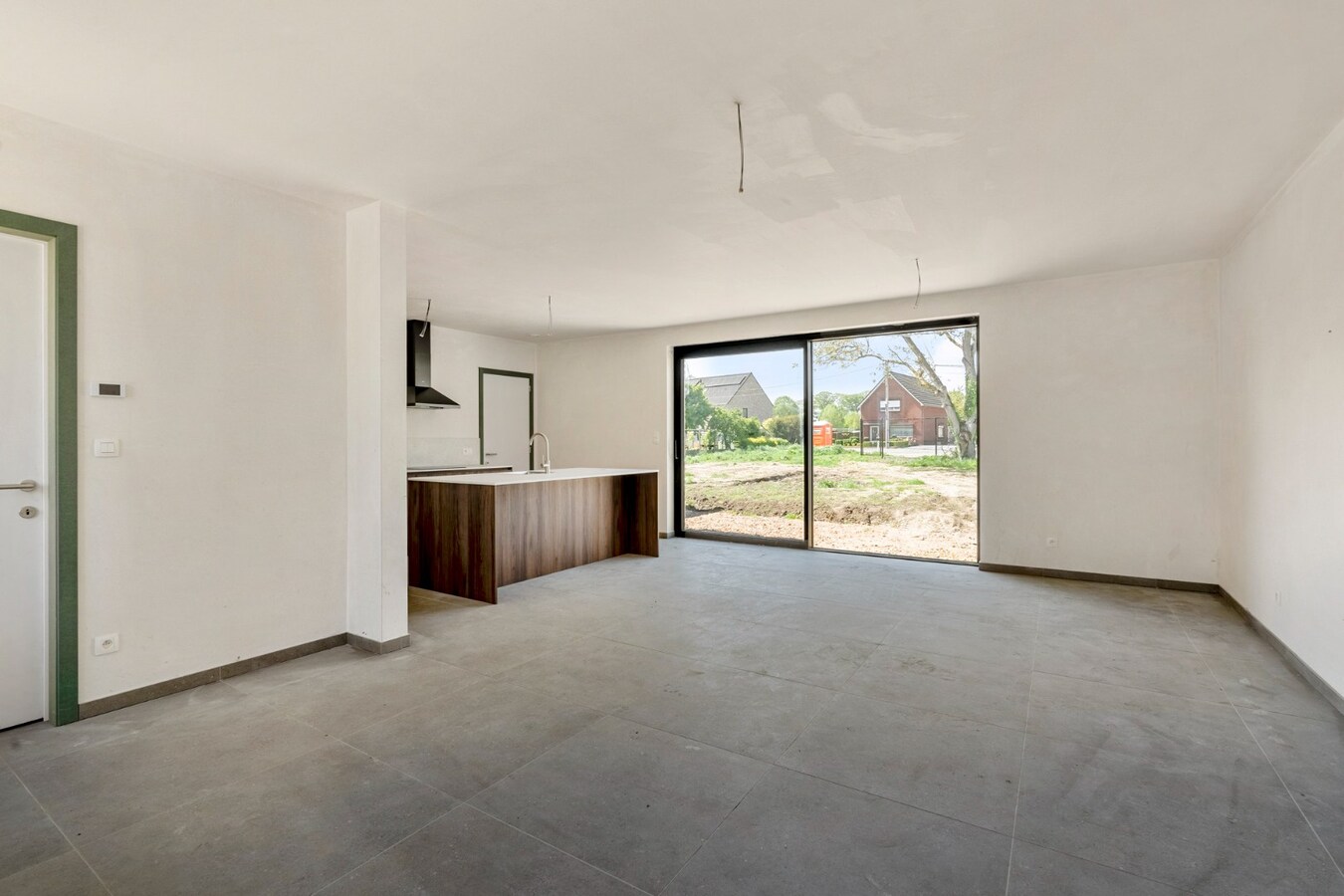 Afgewerkte halfvrijstaande BEN-woning op een perceel van 4a62ca in landelijk project te Voorshoven, een gehucht van Neeroeteren! 