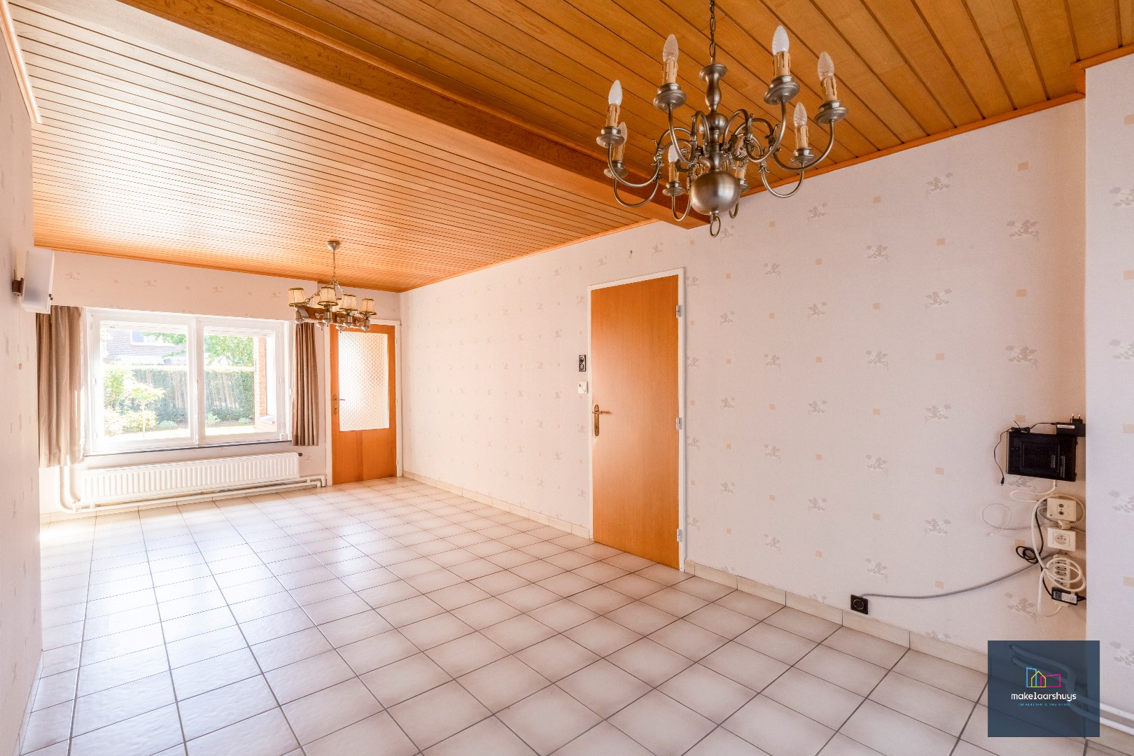 Gunstig gelegen woning met 3 slpk en aangename tuin 
