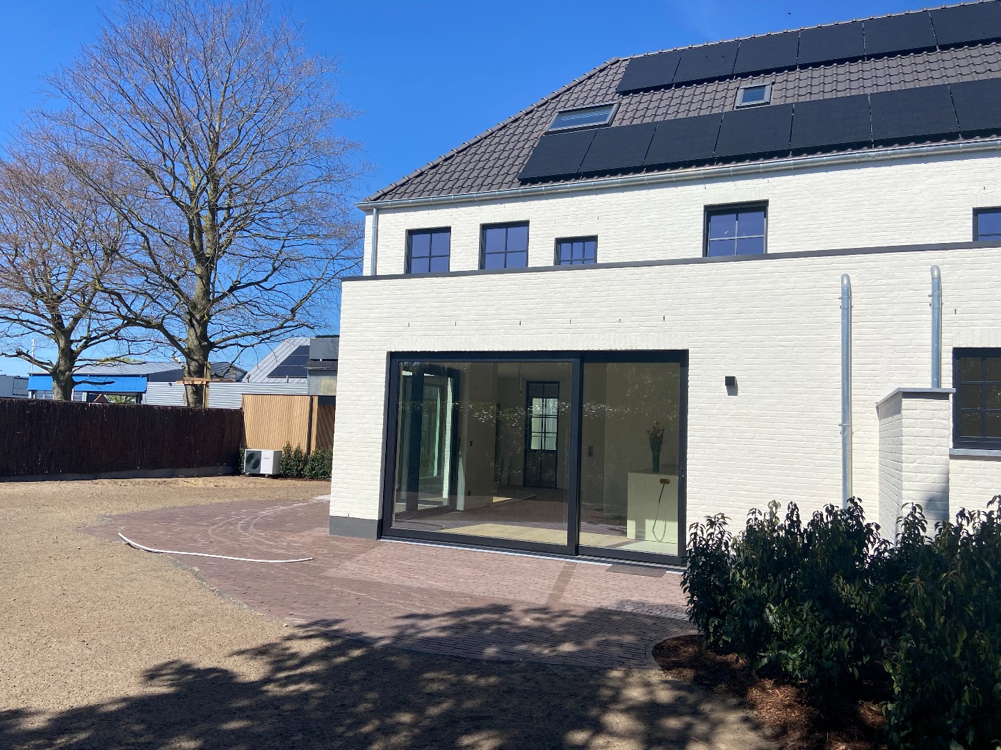 Exclusieve, energiezuinige nieuwbouwwoning op een discrete ligging te Waregem! 