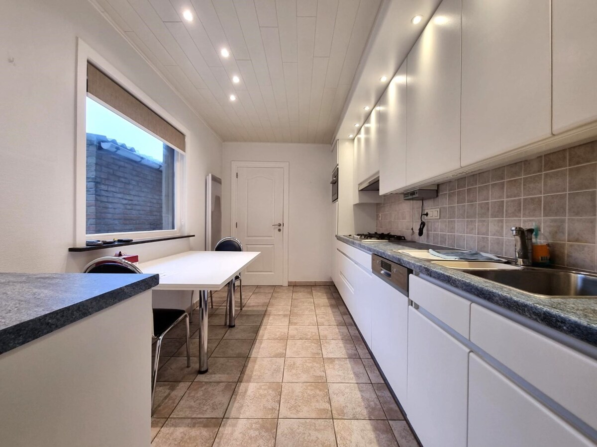 Gezinswoning met uitweg te Heist 