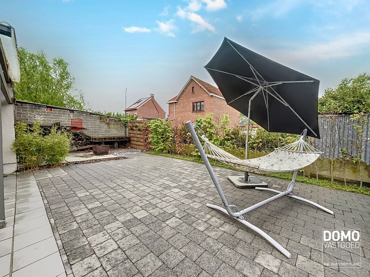 RUIME WONING MET TUIN EN 3 SLAAPKAMERS IN HERK-DE-STAD 