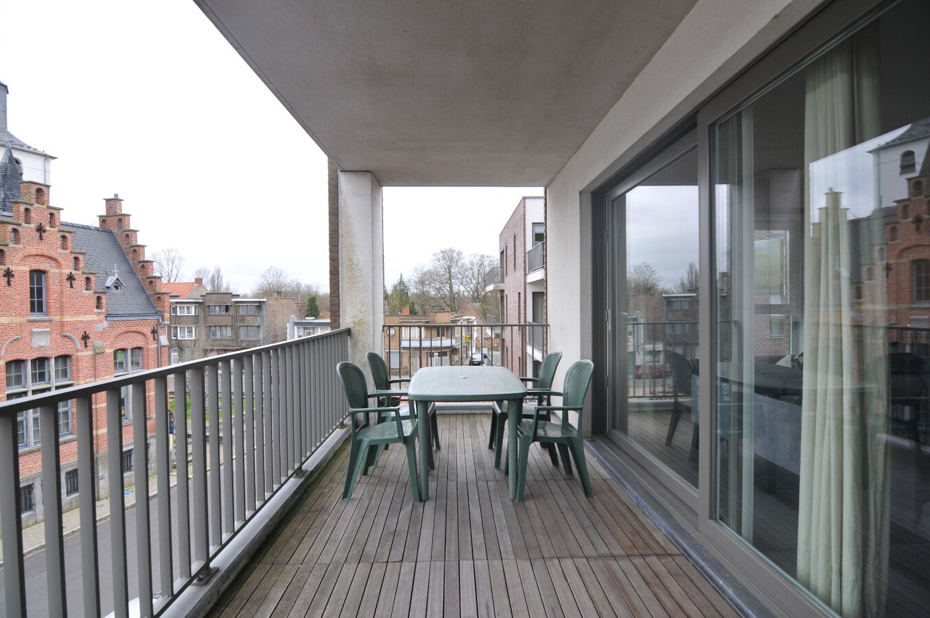 Recent appartement met 2 slaapkamers 