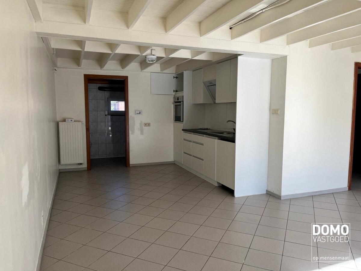 DUPLEXAPPARTEMENT MET TERRAS TE STOKROOIE 