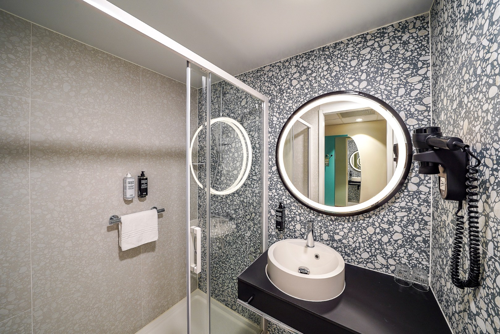 Prachtige hotelkamer te koop Ibis hotel Bredene 