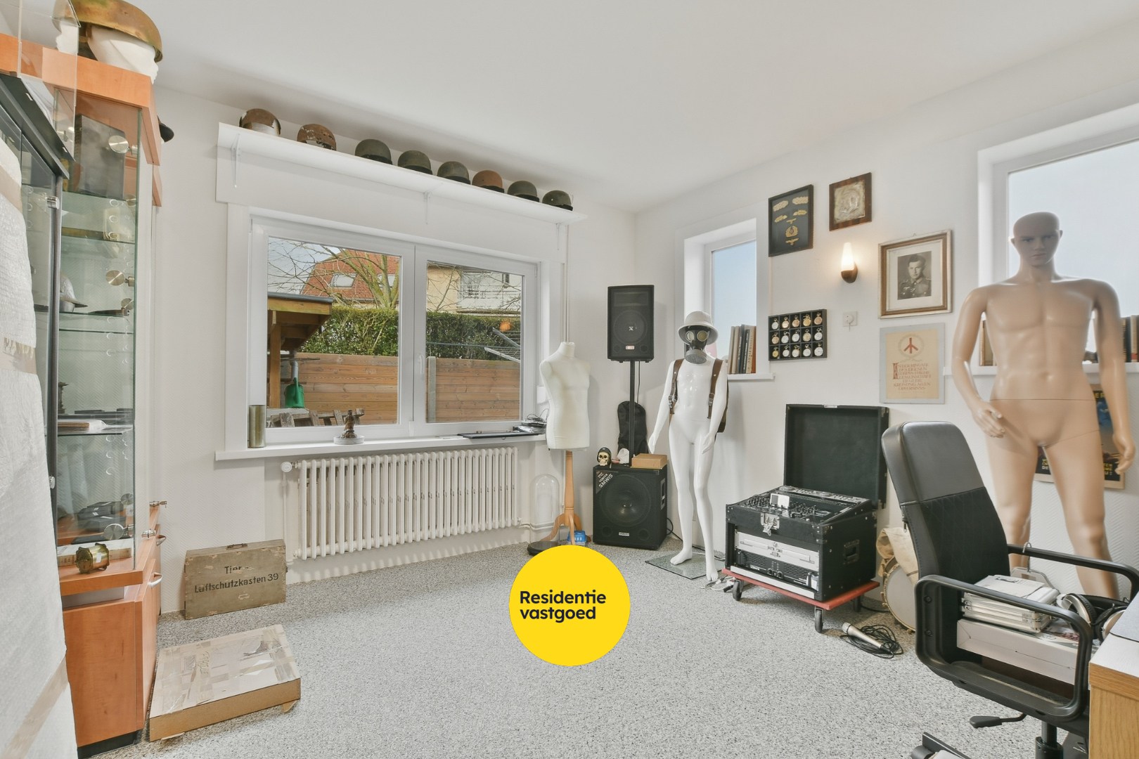 Instapklare en volledig gerenoveerde bungalow met 3 slaapkamers, tuin en garage vlak bij bos en centrum van De Haan 