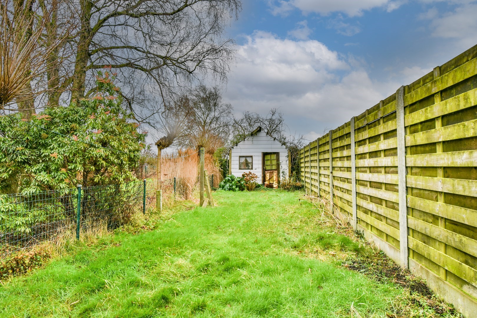 Te renoveren woning met landelijk zicht! 