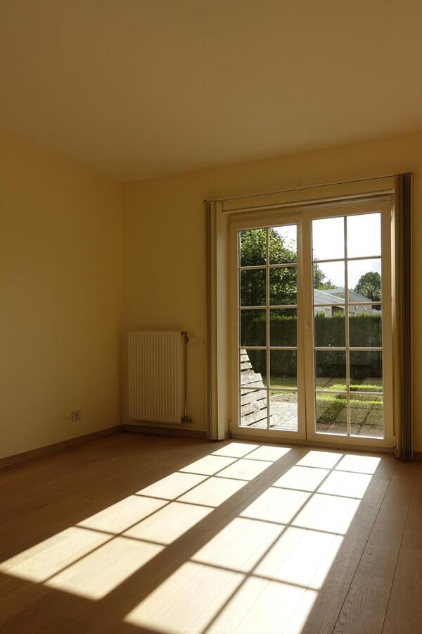 Gelijkvloers appartement met tuin 