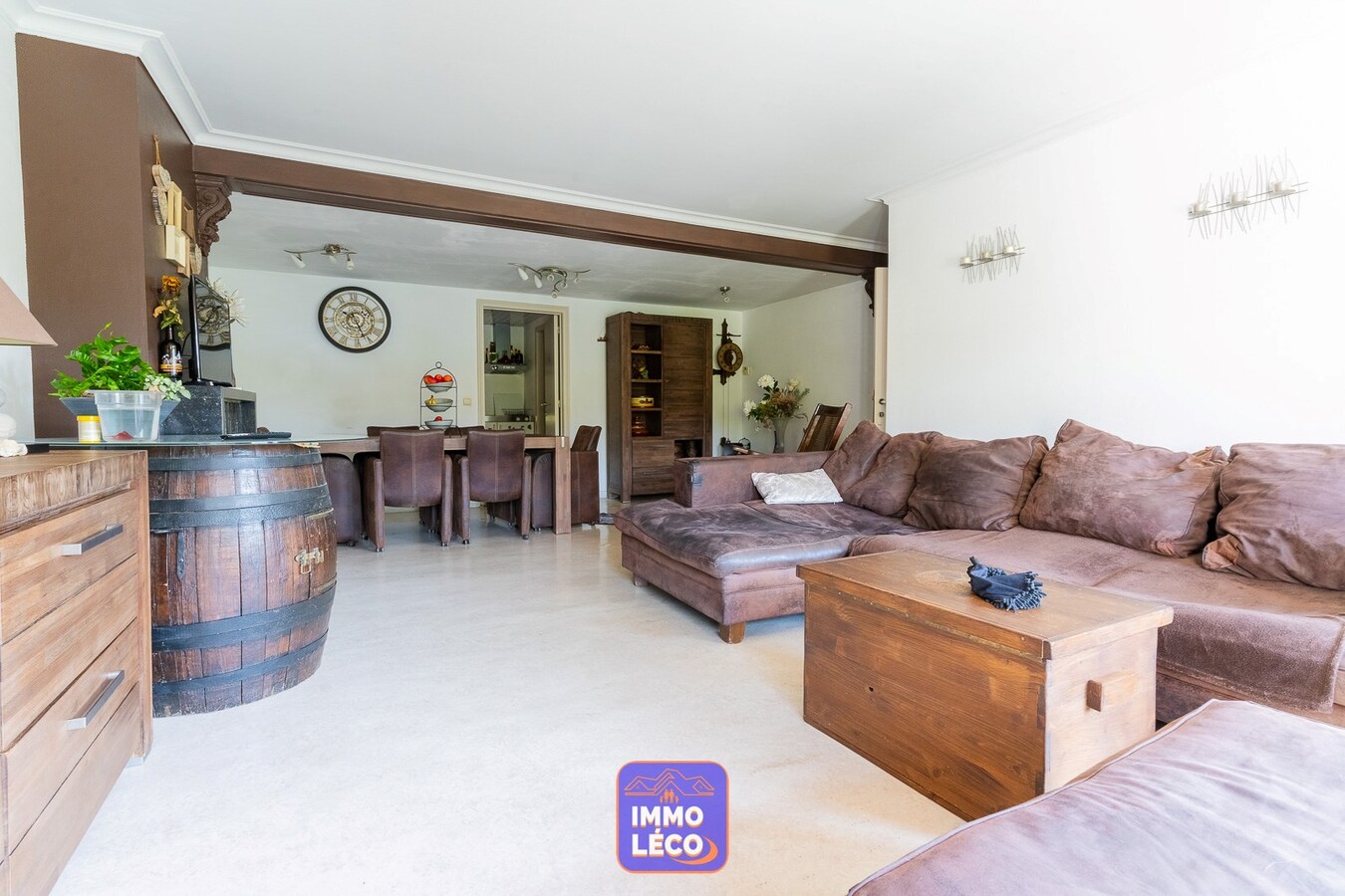 Maison de commerce avec habitation et jardin, EN PLEIN CENTRE-VILLE ! 