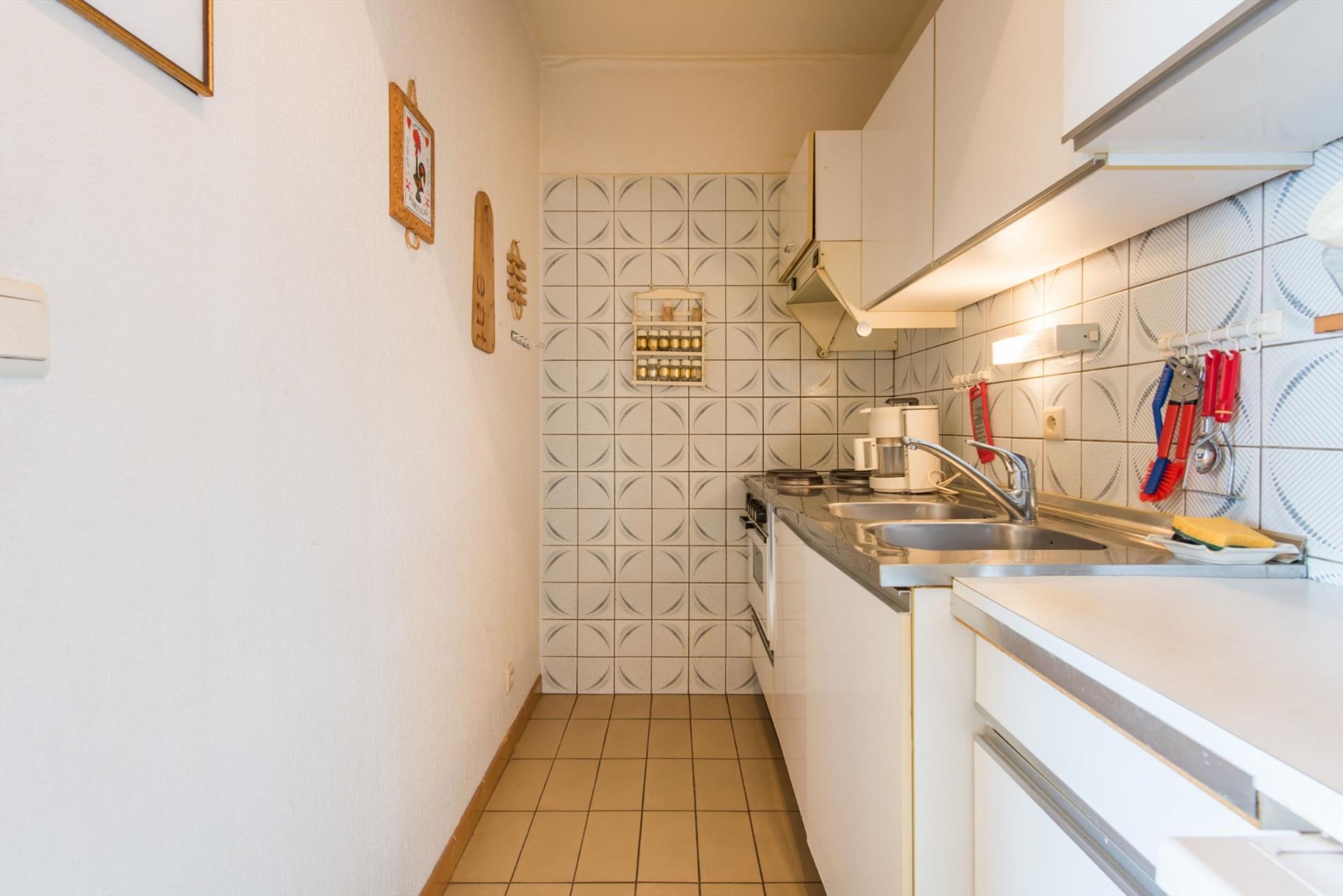 APP. DE VACANCES  AVEC VUE SPENDIDE SUR LE PORT DE PLAISANCE 