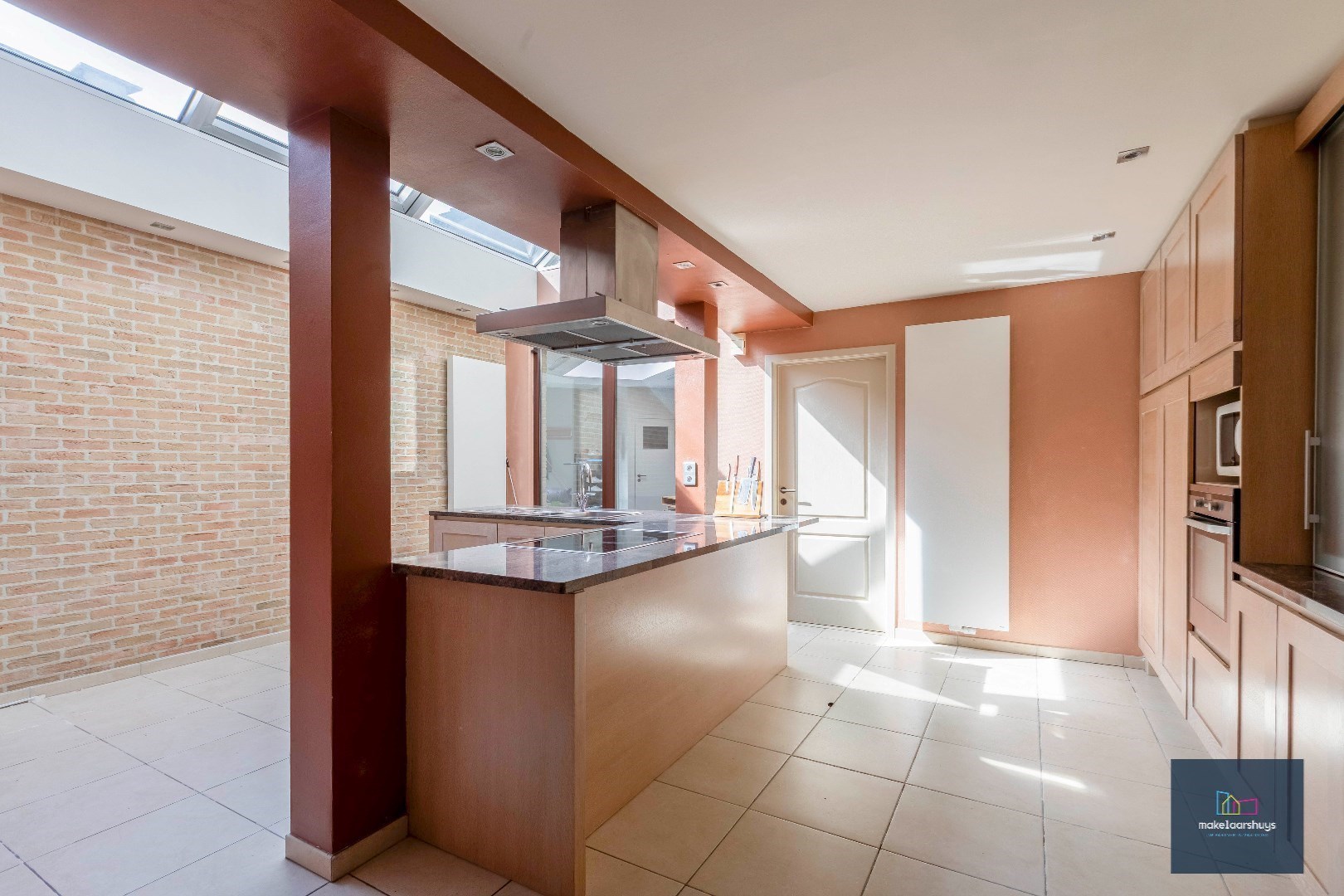 VERHUURD Co-housing : Ruime woning met tuin en dubbele garage in Gent 