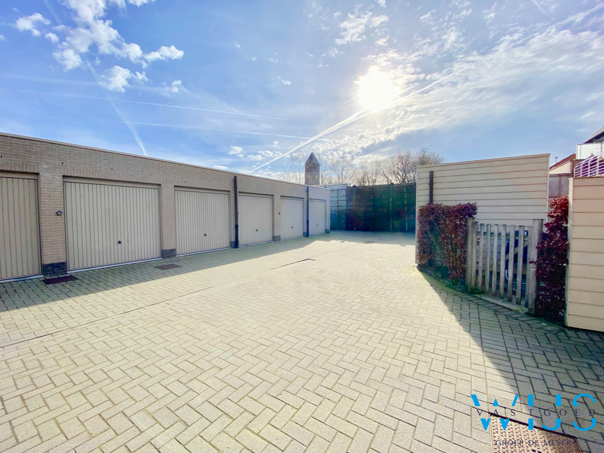 Instapklaar gelijkvloersappartement MET garage in hartje Ertvelde! 