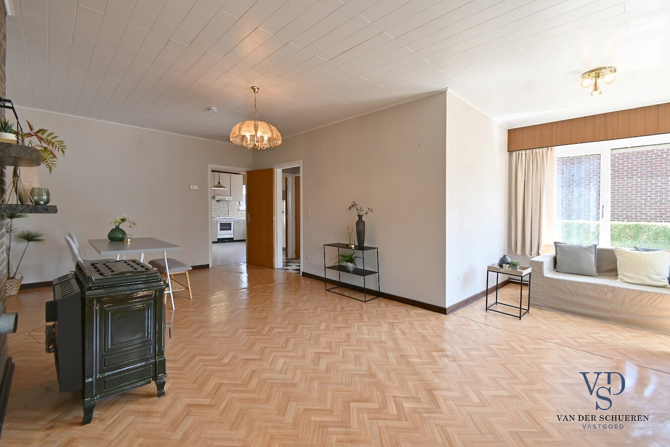 Ruime Half Open Bebouwing in rustige buurt 