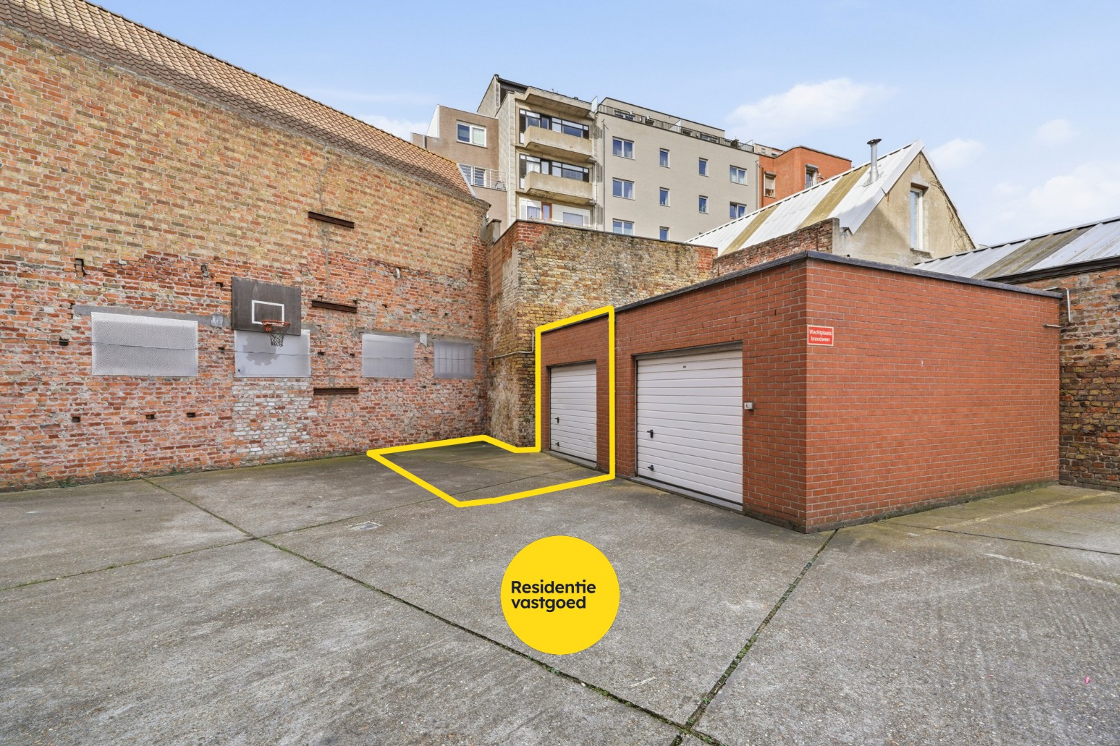 Ruim appartement met 3 slaapkamers, 2 terrassen, garage en staanplaats in Oostende 