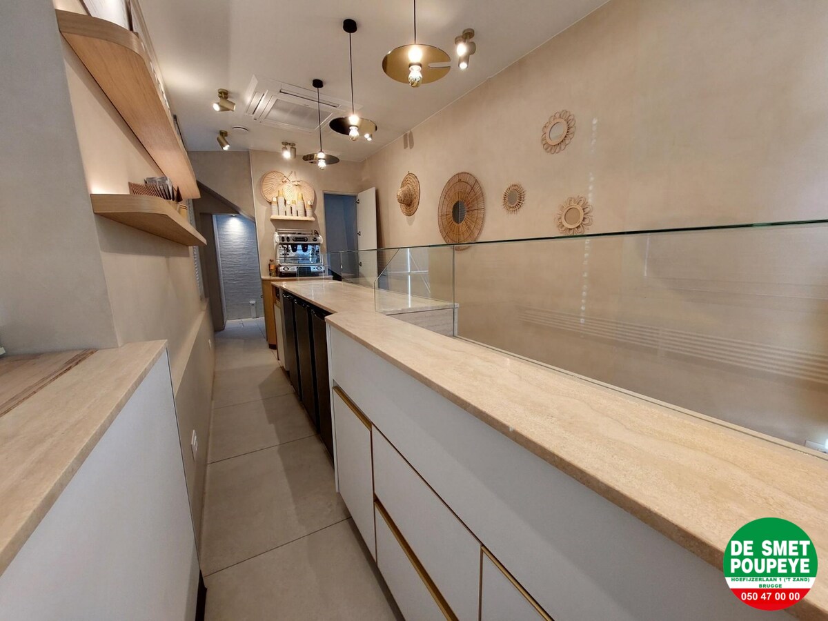 Instapklaar en ingericht handelspand 