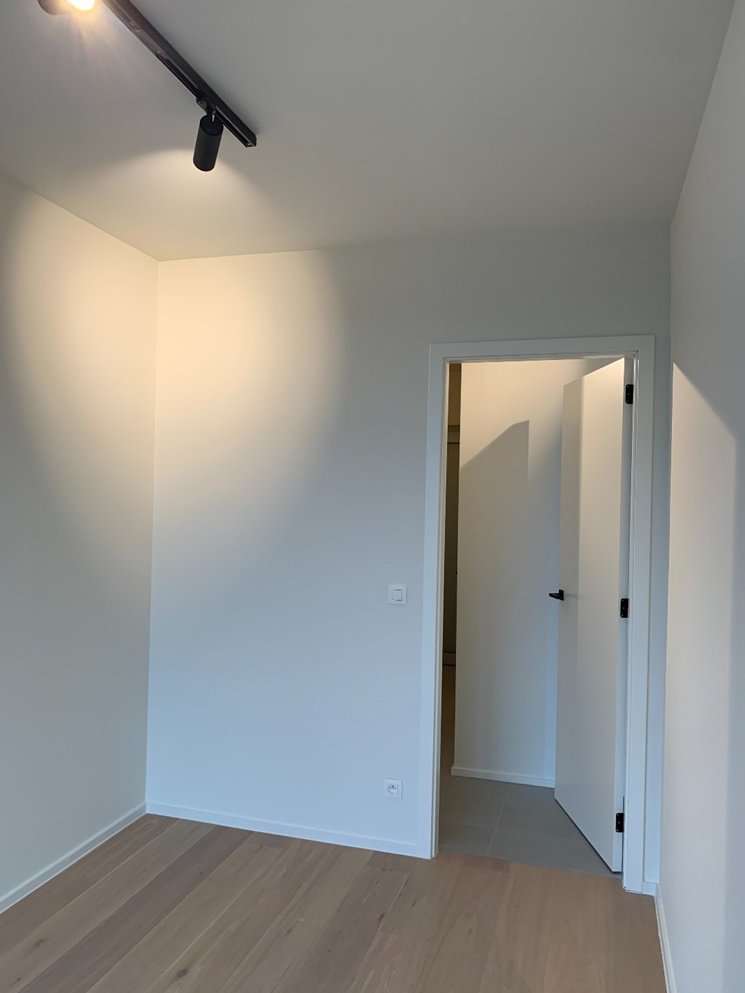 Appartement met 2 slaapkamers en terras. 