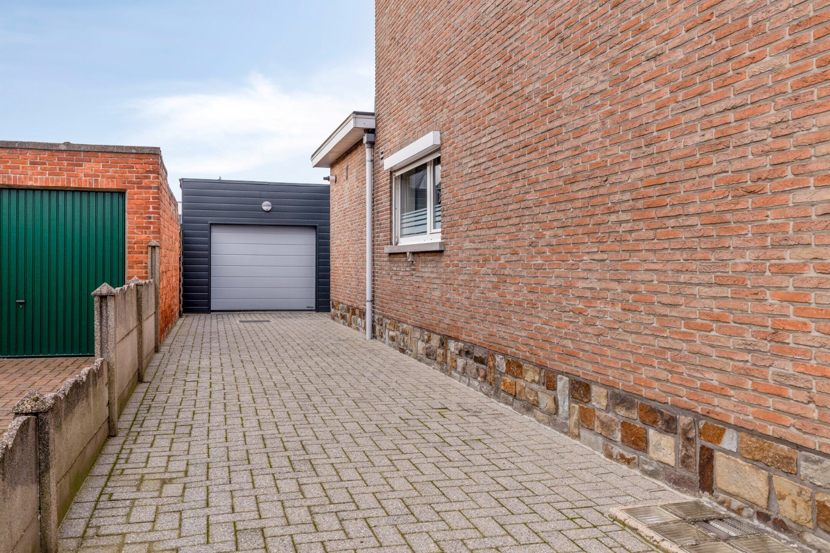 Instapklare woning met 3 slpk. in het centrum van Geel 