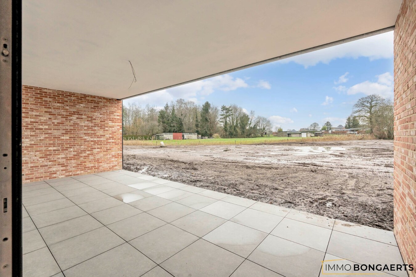 Gelijkvloers nieuwbouwappartement met 3 slaapkamers 