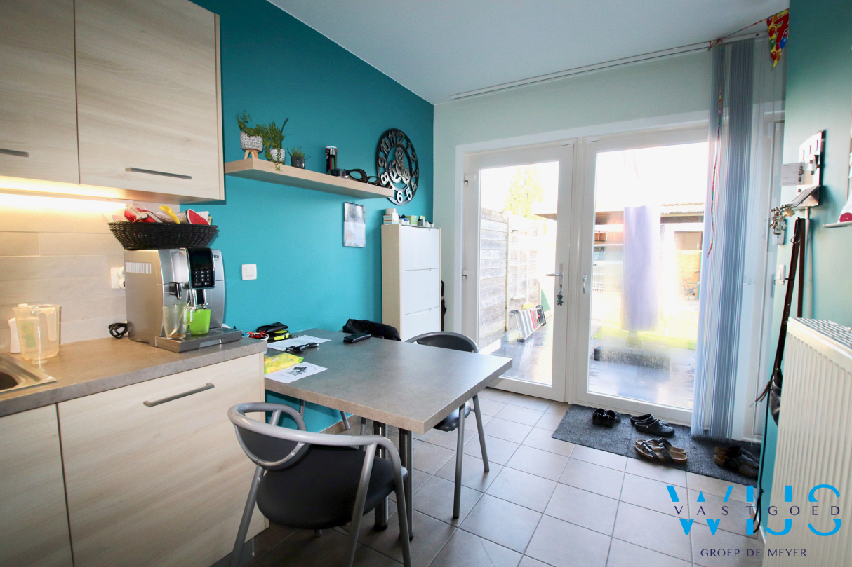 Instapklaar woonhuis met 4 slaapkamers &amp; tuin te Ertvelde ! 