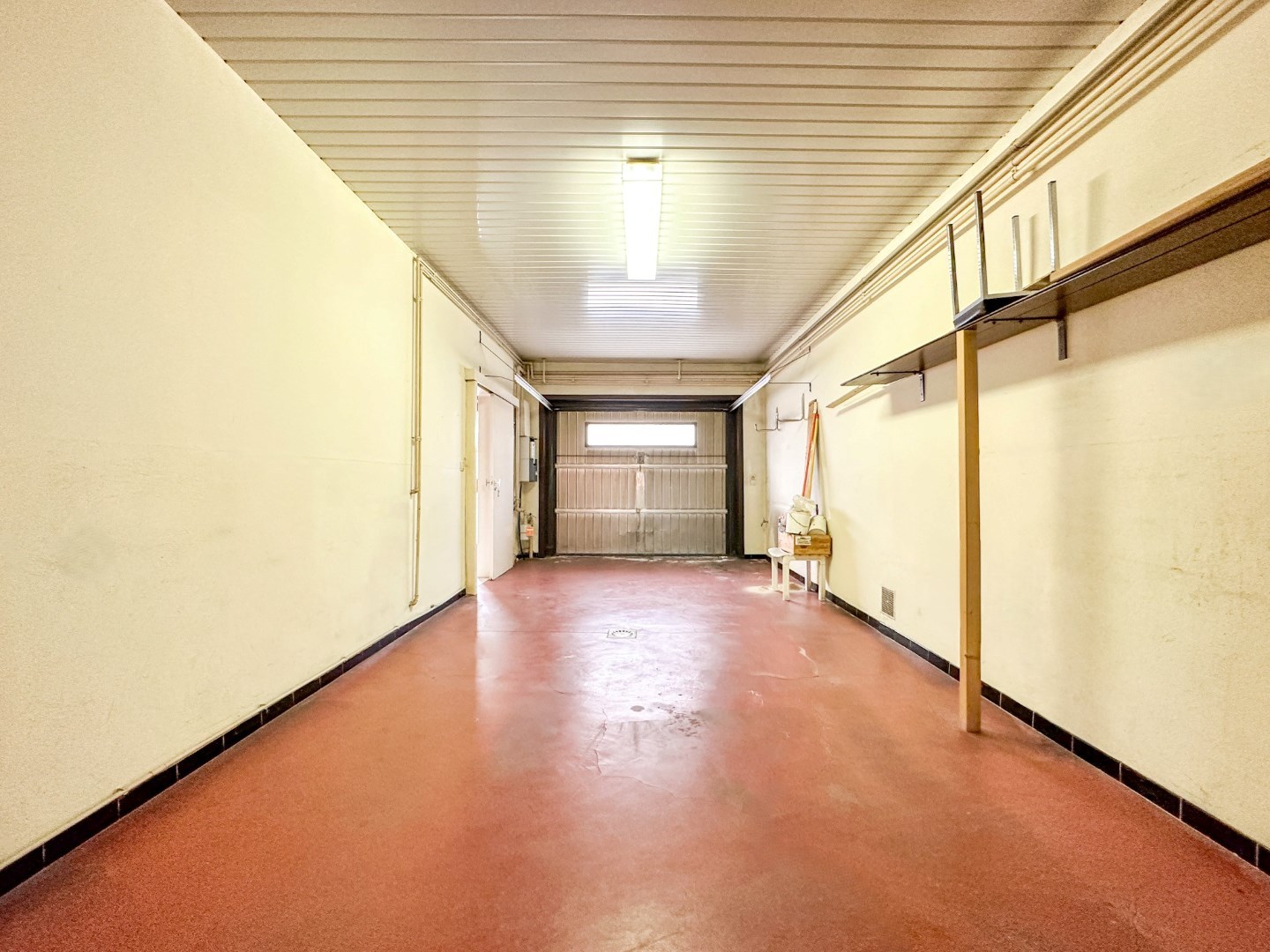 Stadswoning met potentieel, private garage, terras en tuin, mét lift, Torhout 