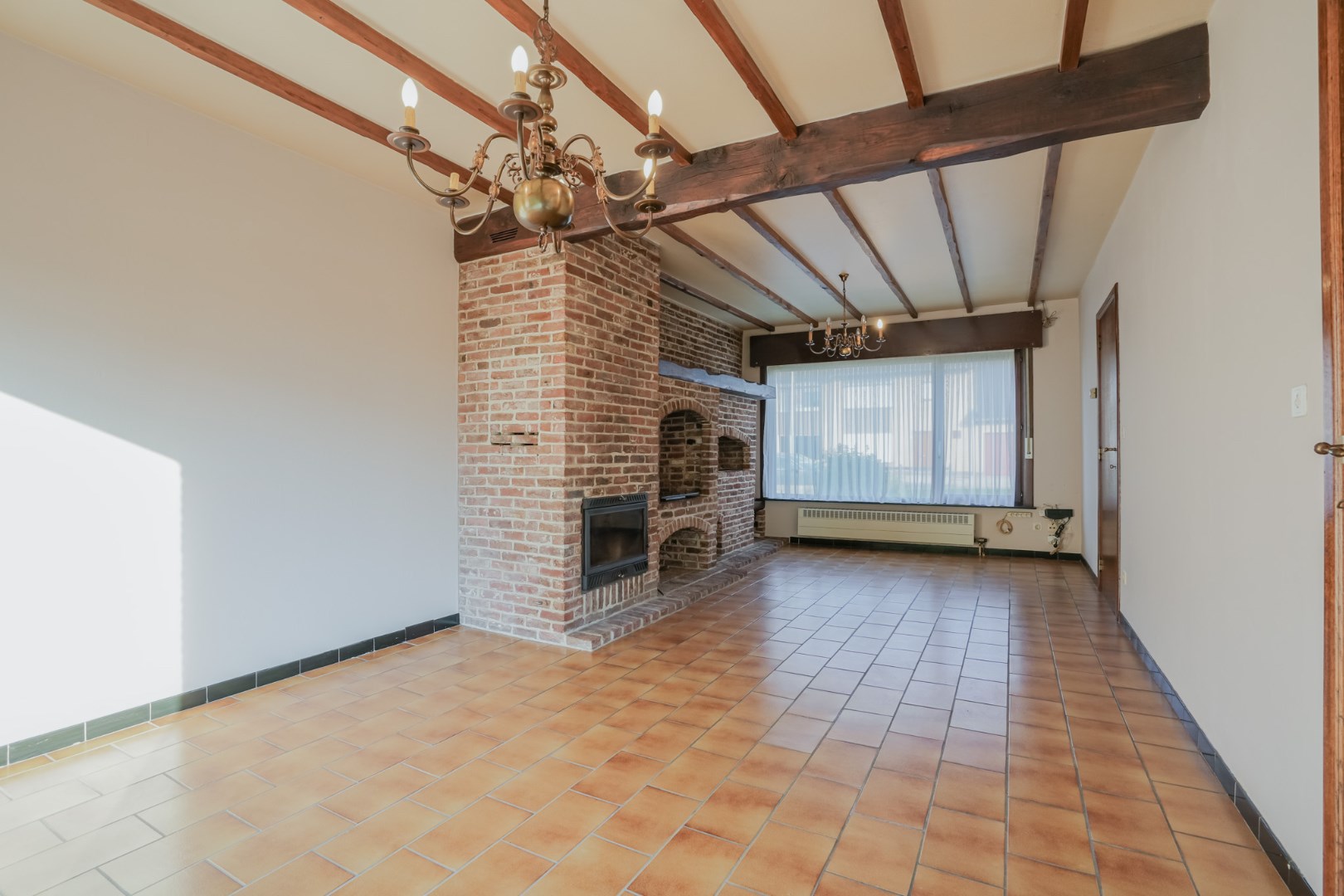 HOB met zonnige tuin in een rustige wijk te Zelzate 