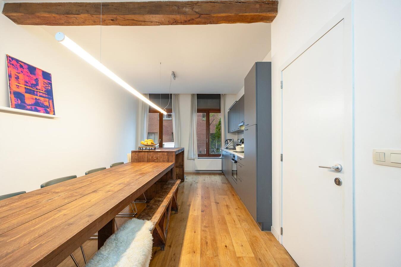 Gerenoveerd gelijkvloers appartement met stadstuin! 