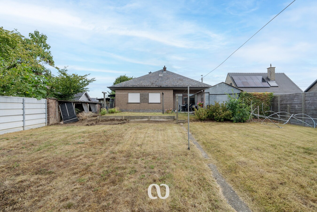 Rustig wonen in Nederename: aangename bungalow met 3 slaapkamers 