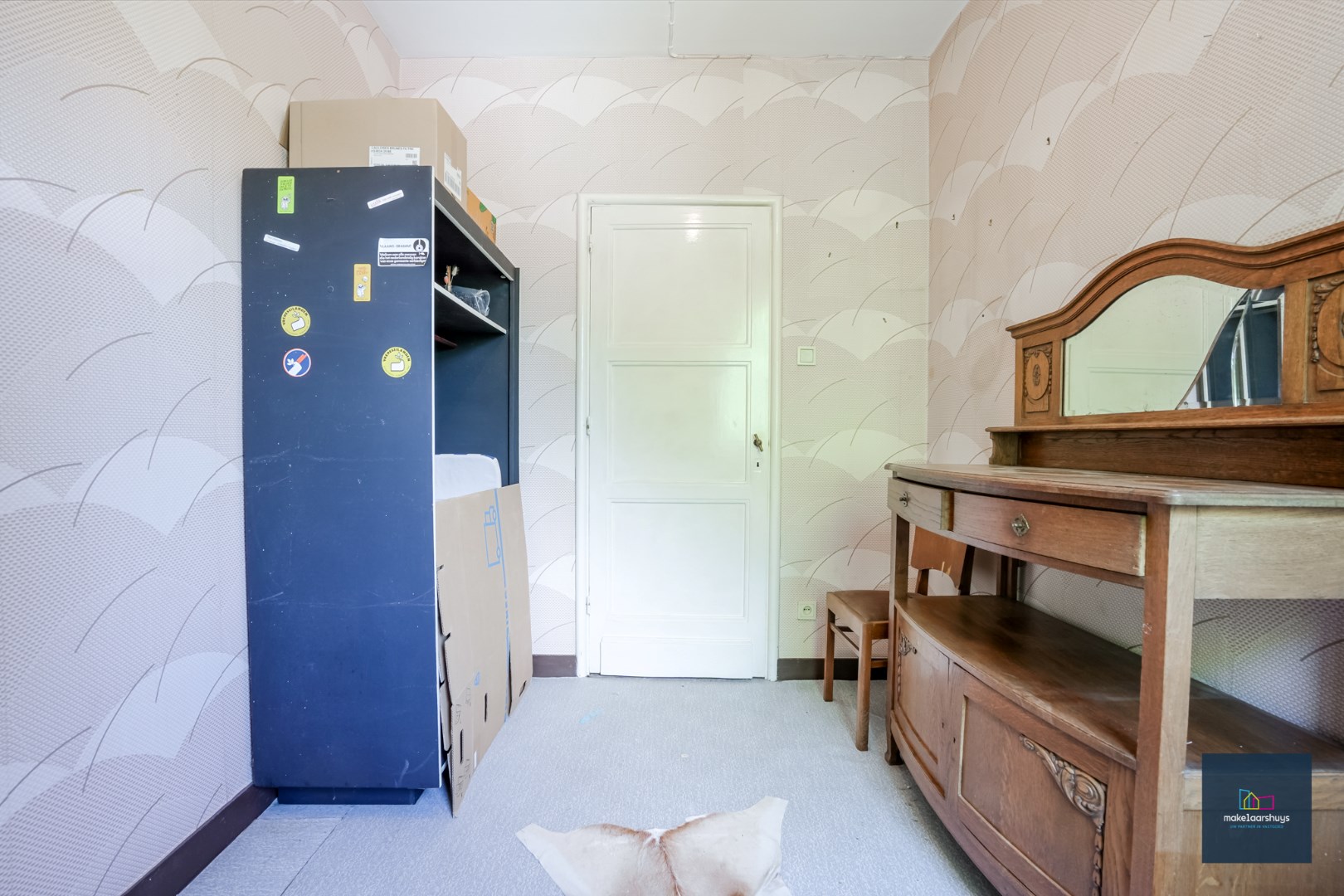 Centraal gelegen te renoveren woning in rij met tuin te Mariakerke 