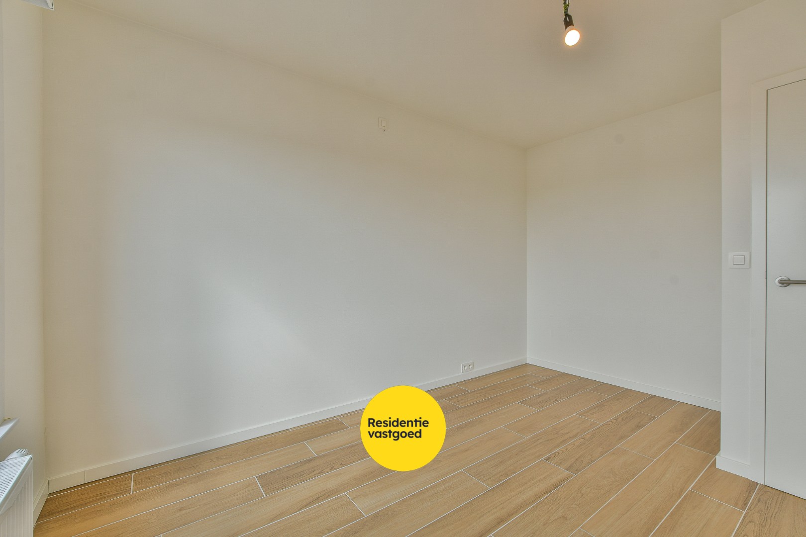 Te huur: prachtig gerenoveerd 2-slaapkamerappartement in centrum De Haan! 