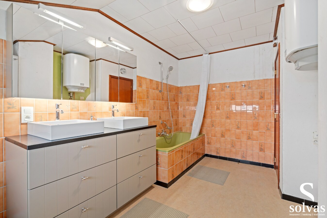 Halfopen woning op toplocatie! 