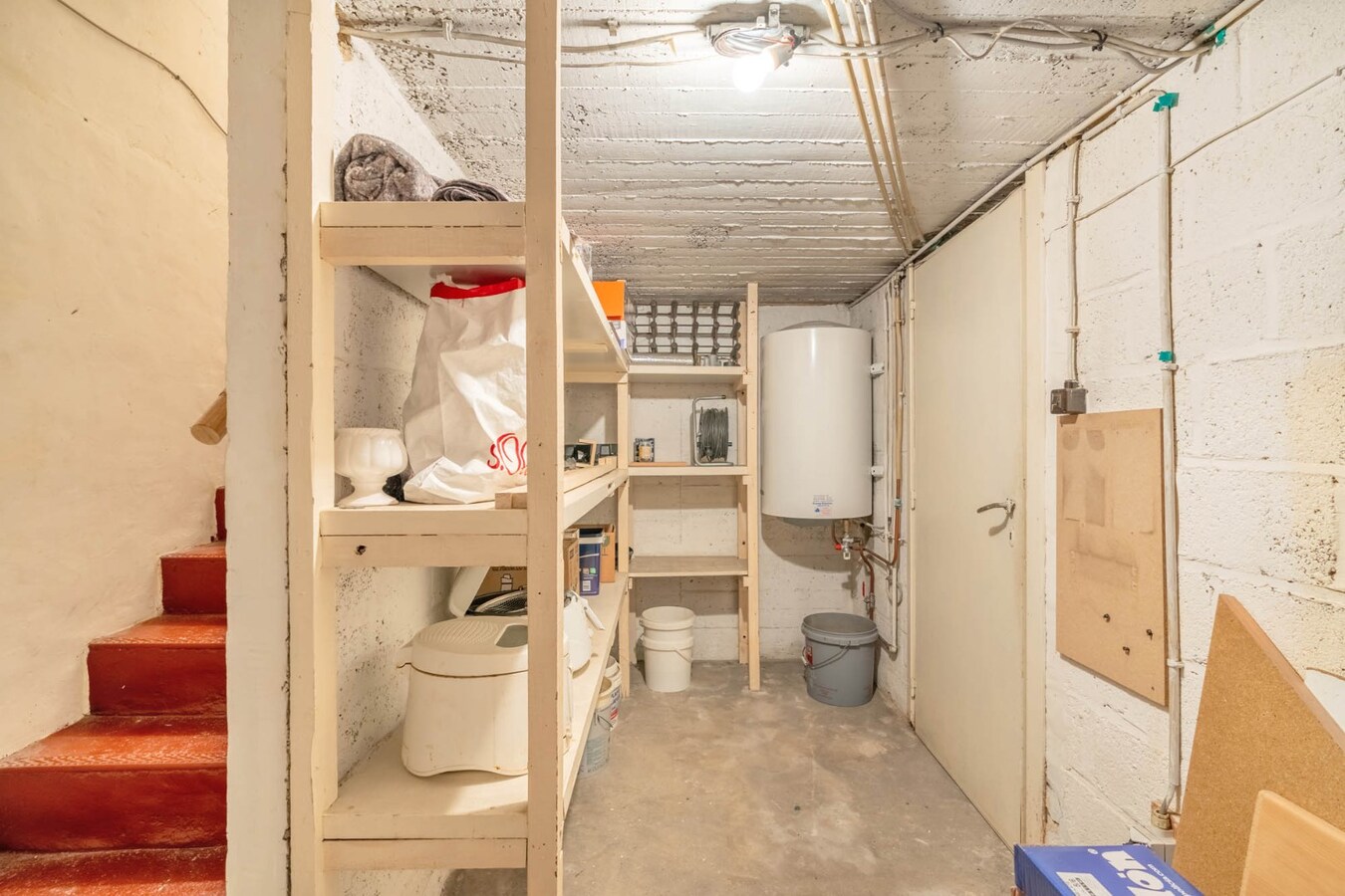 Ruime woning met 4 slaapkamers. 