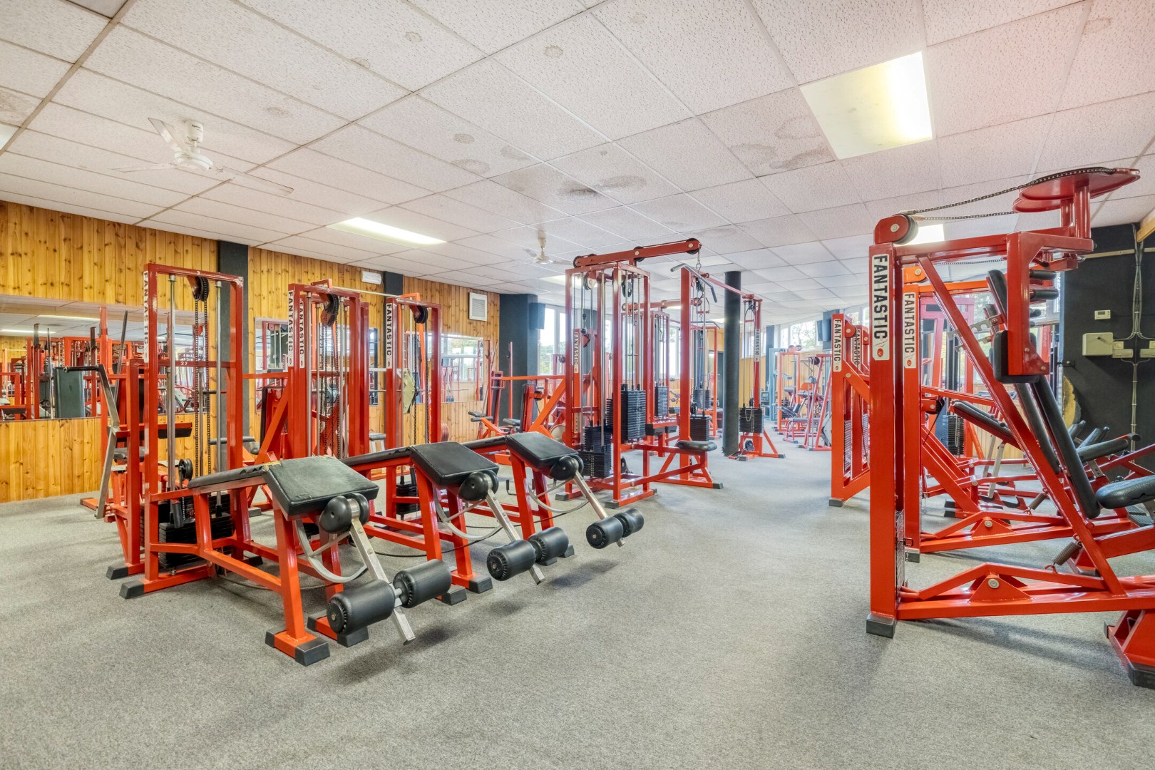 Handelspand van 792m² met tal van mogelijkheden in centrum Herentals 