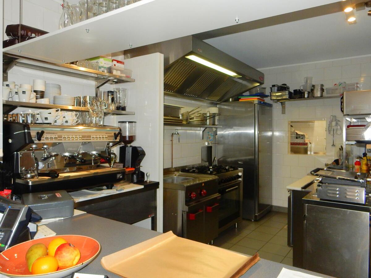 Over te nemen gezellig Eethuis in het hartje van jabbeke 