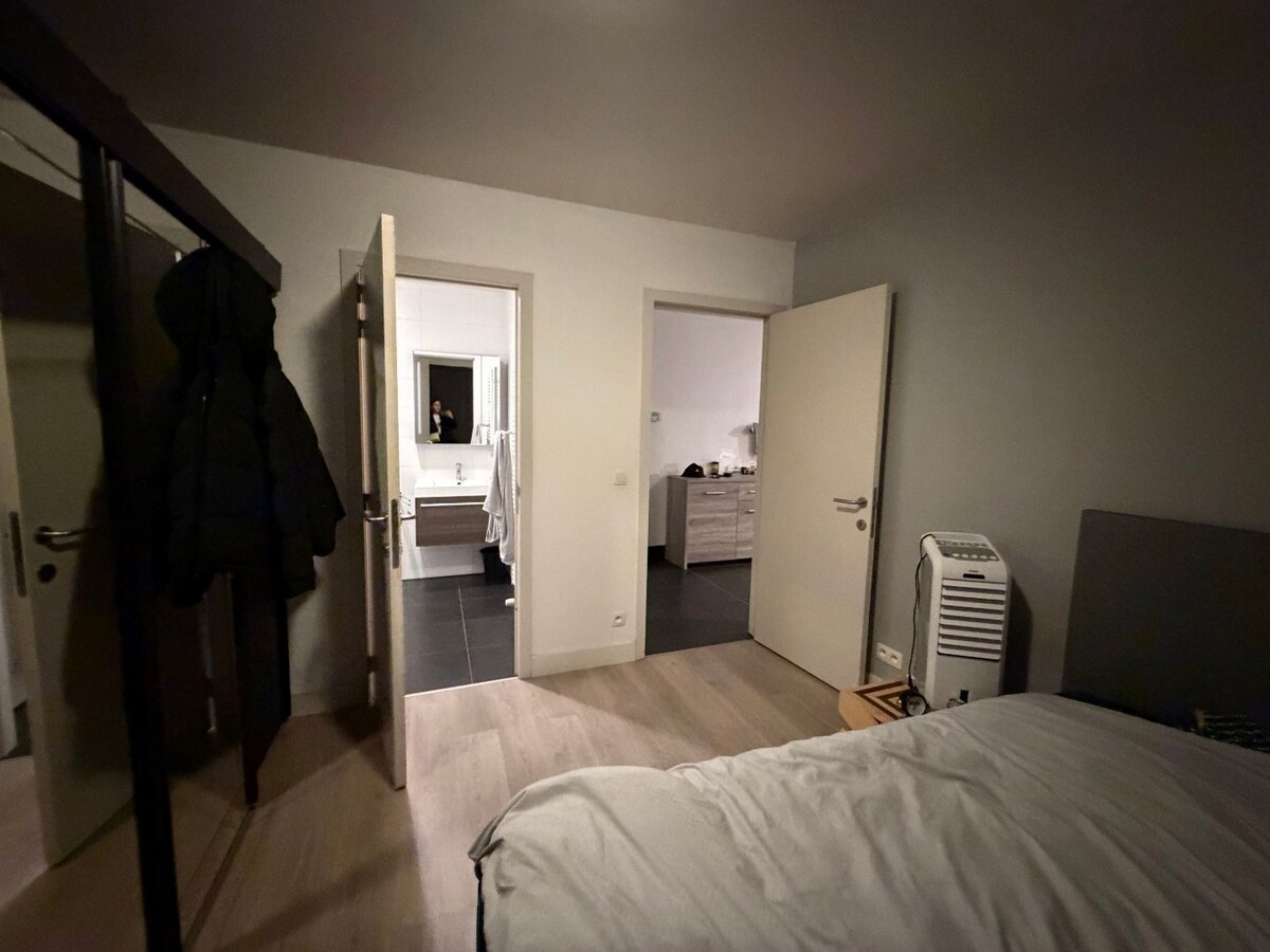 Gelijkvloers 1-slpk appartement nabij voorzieningen 