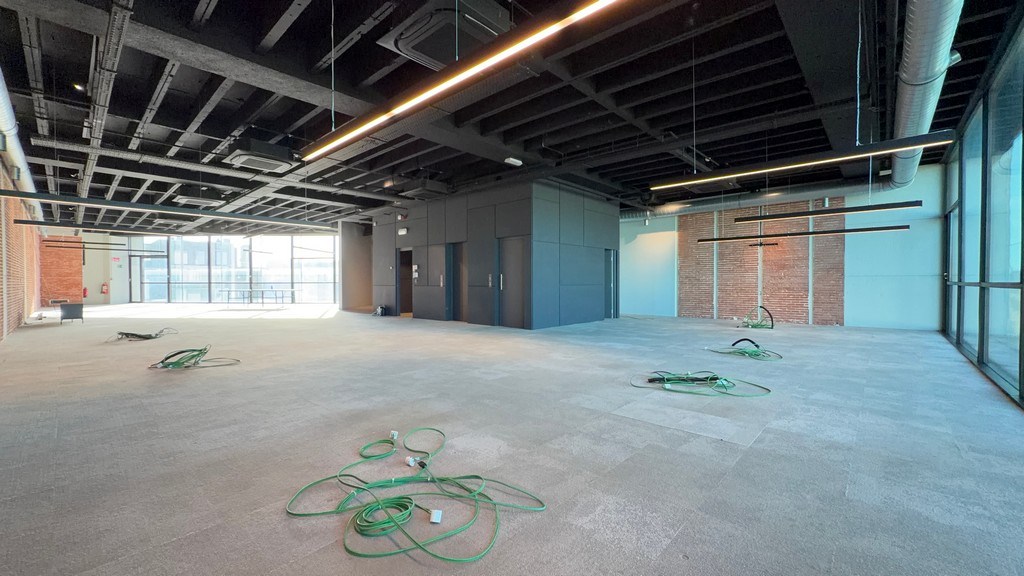 Instapklare kantoren te huur in Hardy Building te Antwerpen