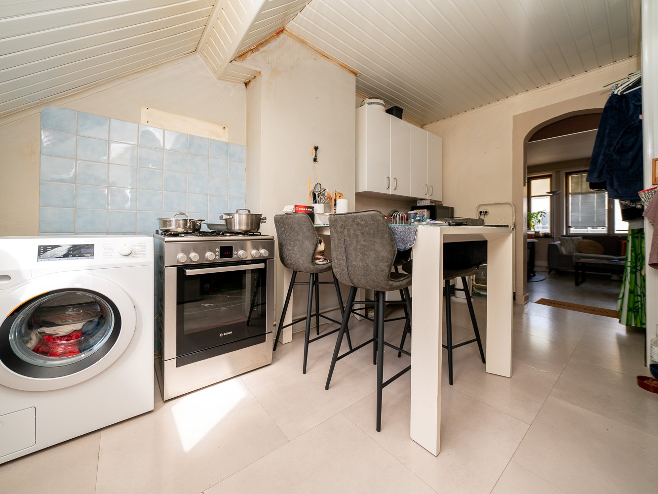 Opbrengstwoning met 4 units op zeer gunstige locatie 