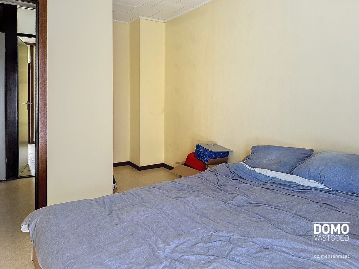 Gelijkvloerse woning met tuin en terras in Herk-de-Stad. 