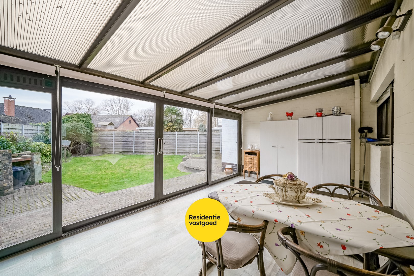 Vrijstaande bungalow in hartje Oudenburg. 